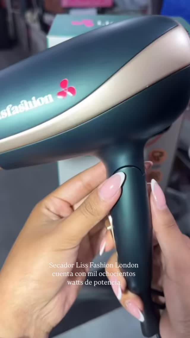 Instagram post from tusecador. This post is in position 3.