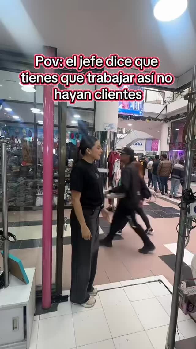 Instagram post from tusecador. This post is in position 1.